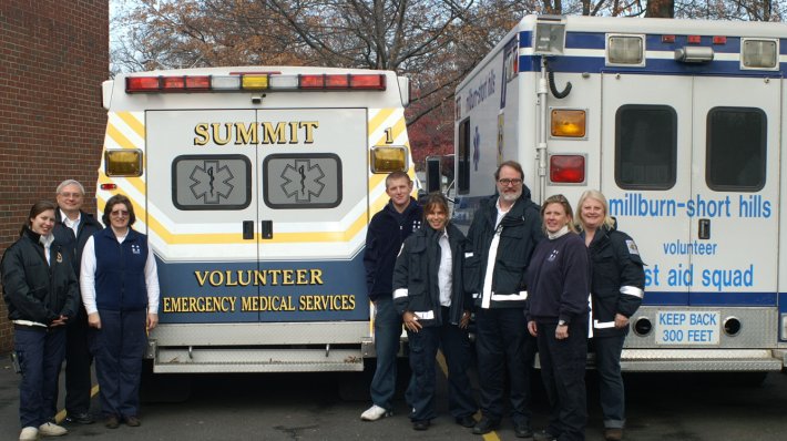 Summit and Millburn-Short Hills EMS volunteers at a joint training excercise